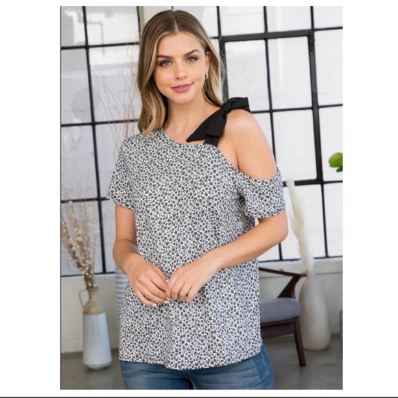 ❤️Floral Cold Shoulder Top - Picture 6 of 8
